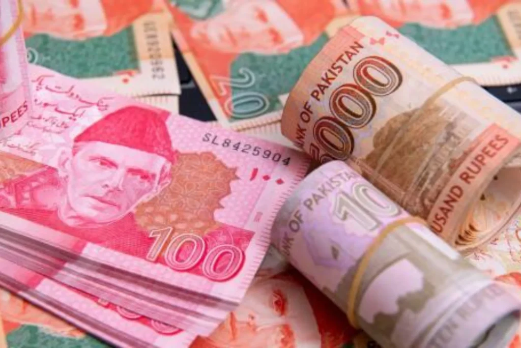 uae money to pakistan