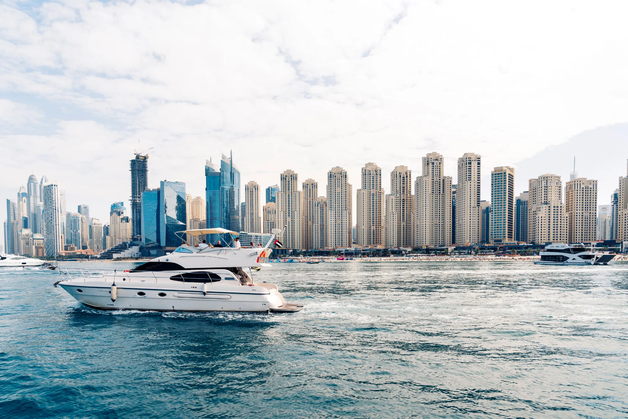 Why Choose a Boat Tour in Dubai Marina?