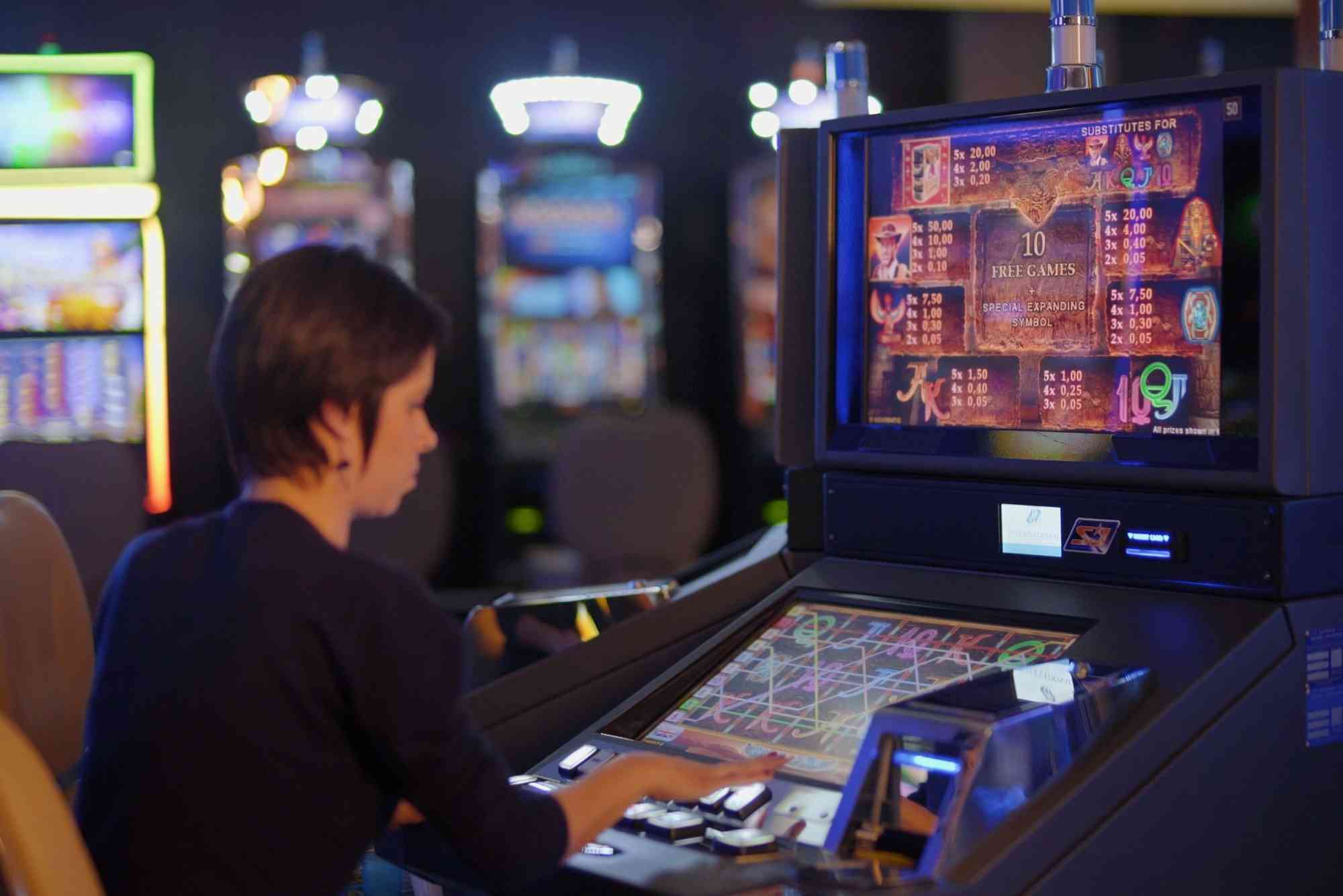 How Do Progressive Jackpots Work in Slot Games?